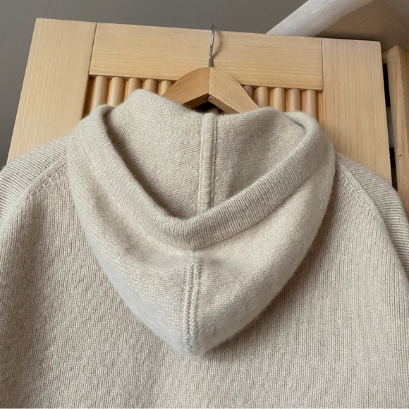 Aritzia The Group Babaton Luxe Cashmere Hoodie cream tan beige - Picture 6 of 9